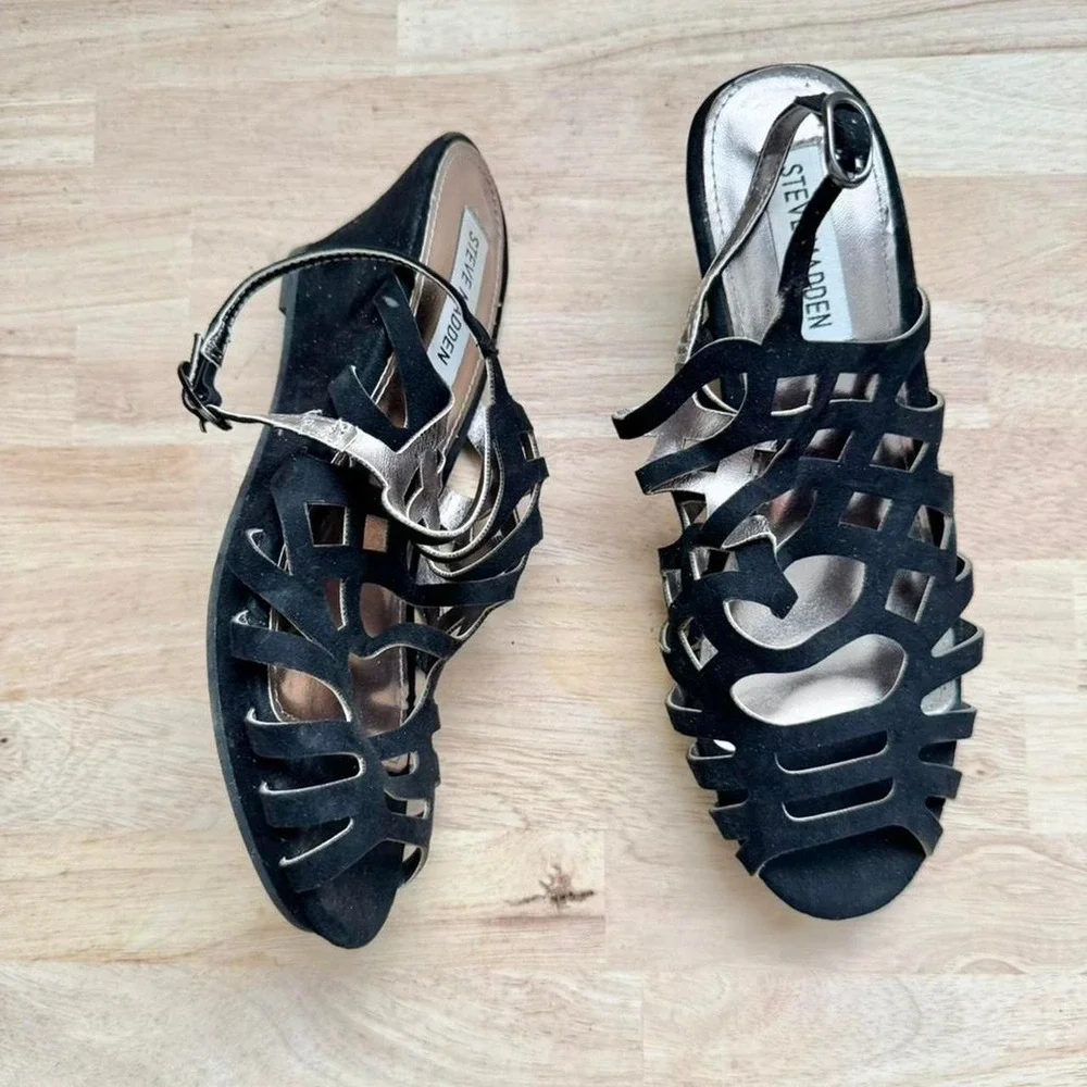 Y2K Steve Madden strappy cutout kitten wedge size 4 black faux suede vegan
